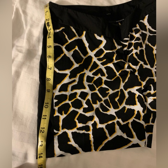 Worthington giraffe print dressy shorts size 4 - Picture 9 of 11